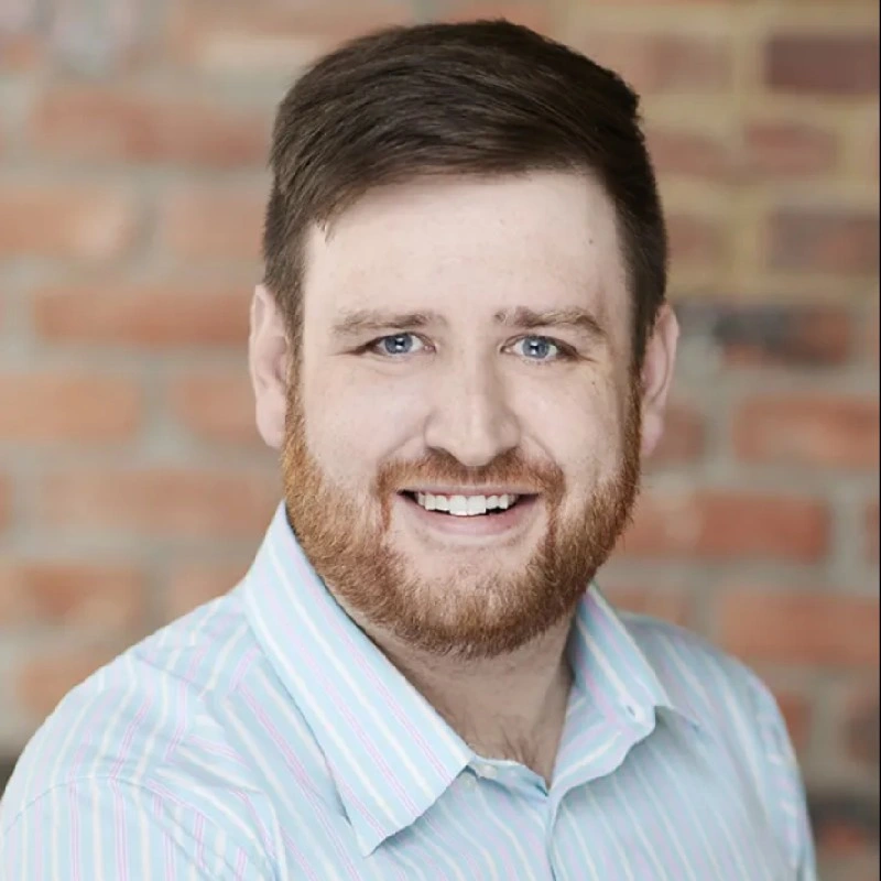 Ryan Mansfield headshot